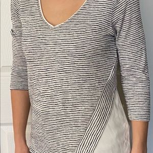 WHBM 3/4 sleeve top with cut out detail